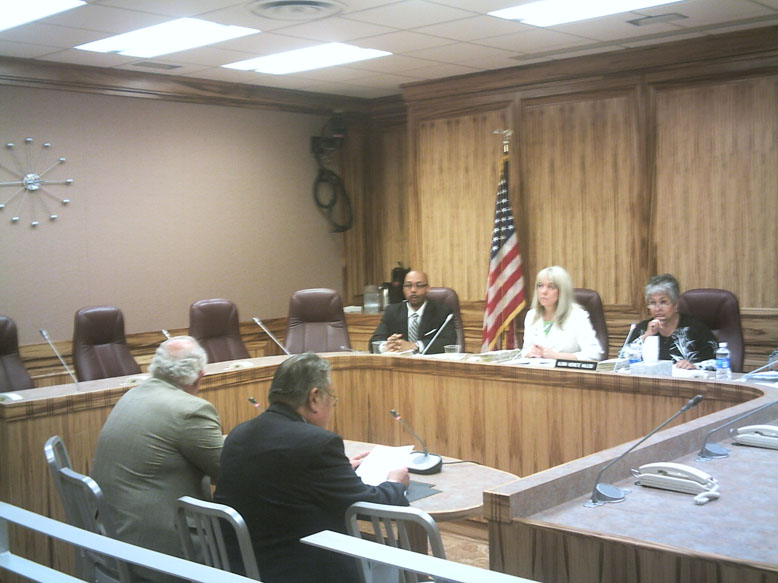 Joe Czyzyk testifying 